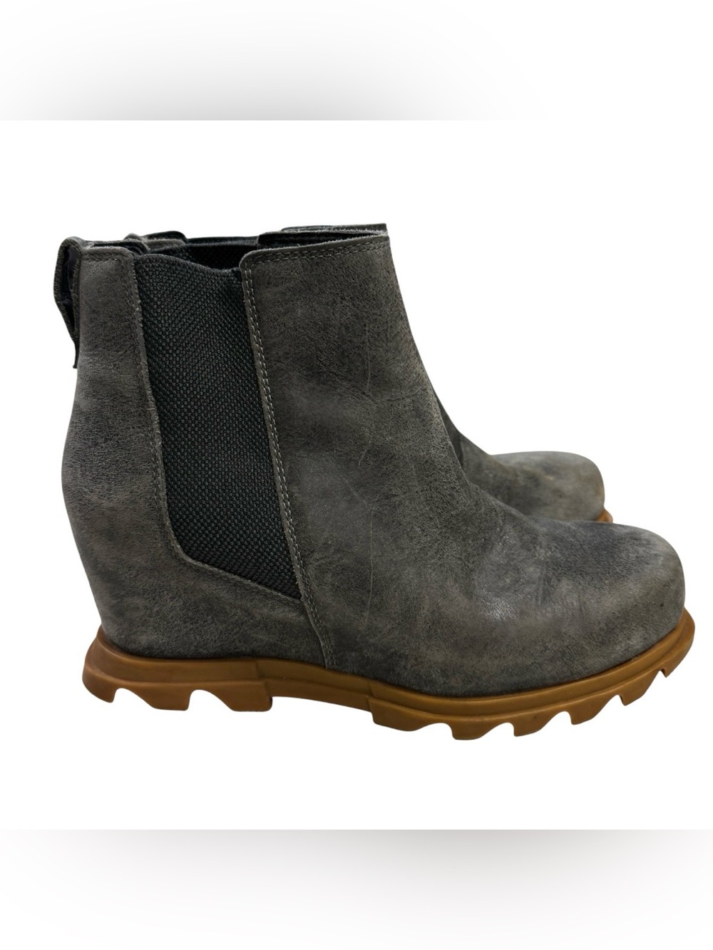 Sorel Joan of Arctic Wedge III Chelsea Boots in Quarry/Gum Grey Suede Sz.9.5